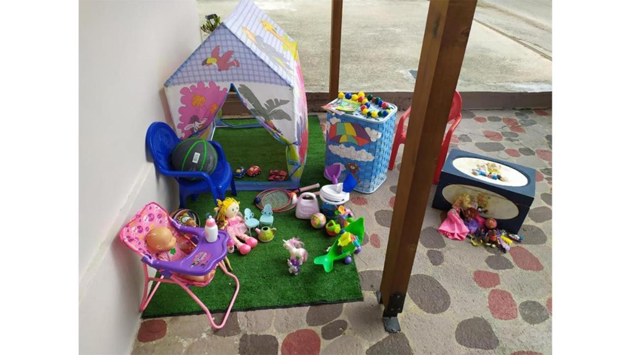Green House นาฟปลิโอ ภายนอก รูปภาพ